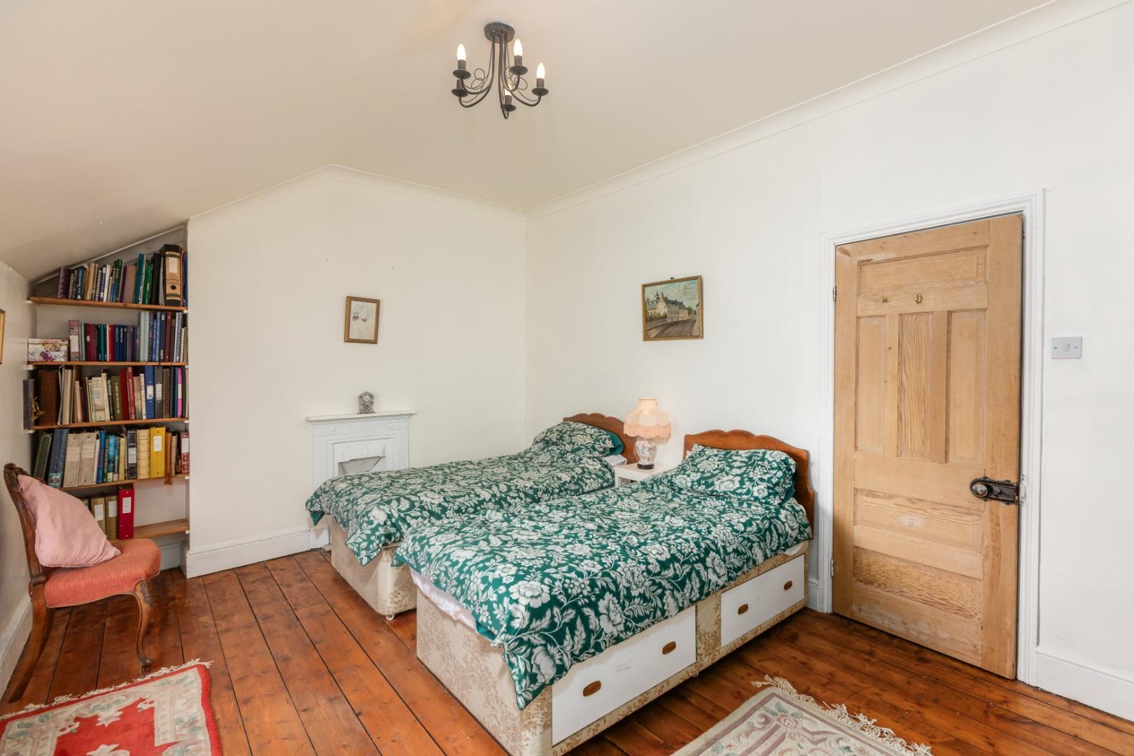 Devon Place, Mumbles, Swansea, SA3 4DR